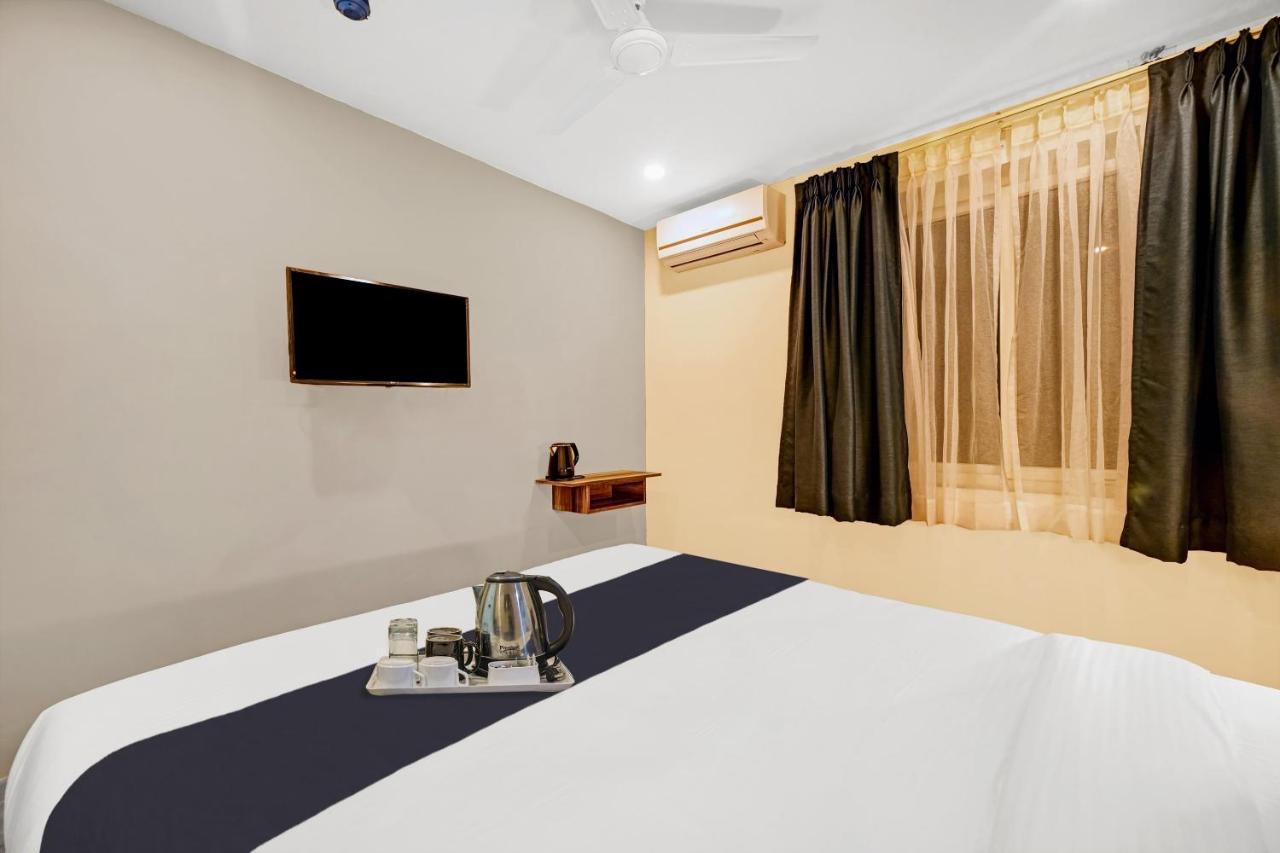 فندق Super Townhouse Oak Hillside Aqua Khandagiri المظهر الخارجي الصورة