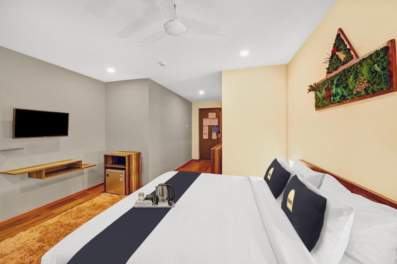 فندق Super Townhouse Oak Hillside Aqua Khandagiri المظهر الخارجي الصورة
