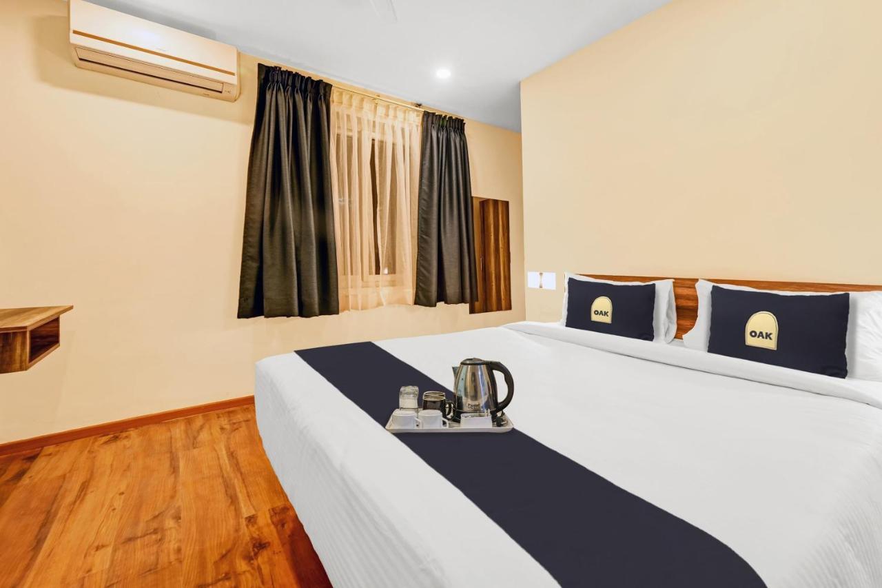 فندق Super Townhouse Oak Hillside Aqua Khandagiri المظهر الخارجي الصورة