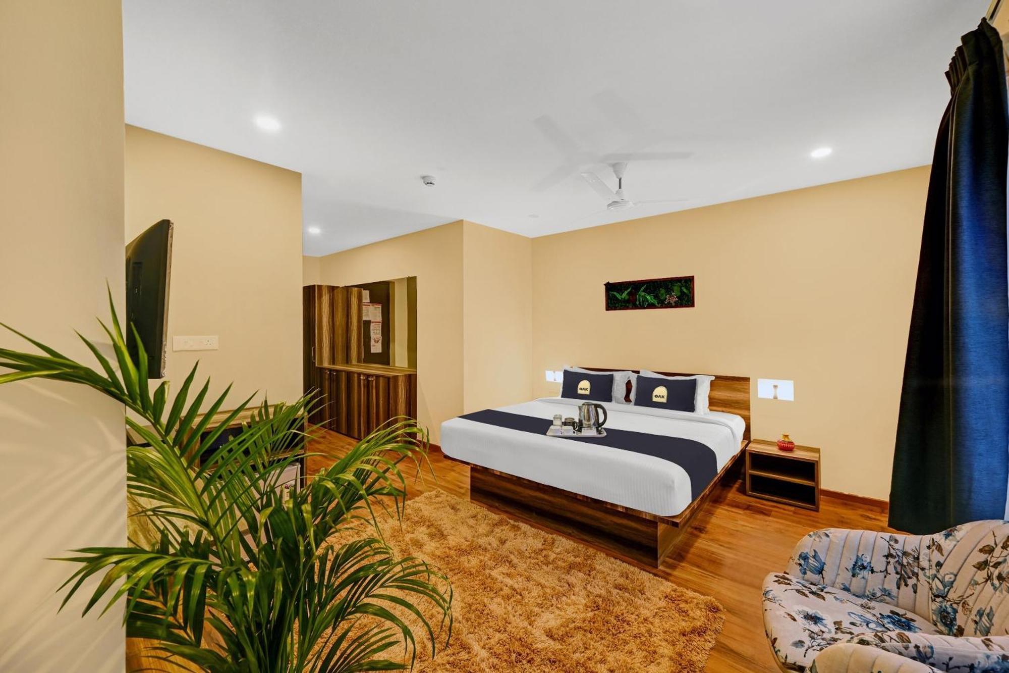 فندق Super Townhouse Oak Hillside Aqua Khandagiri المظهر الخارجي الصورة